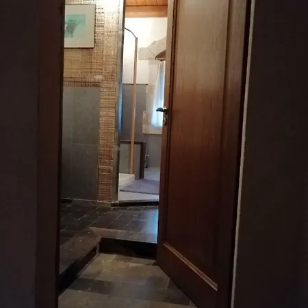 Casa Delle Meridiane 2 بيت ضيافة *